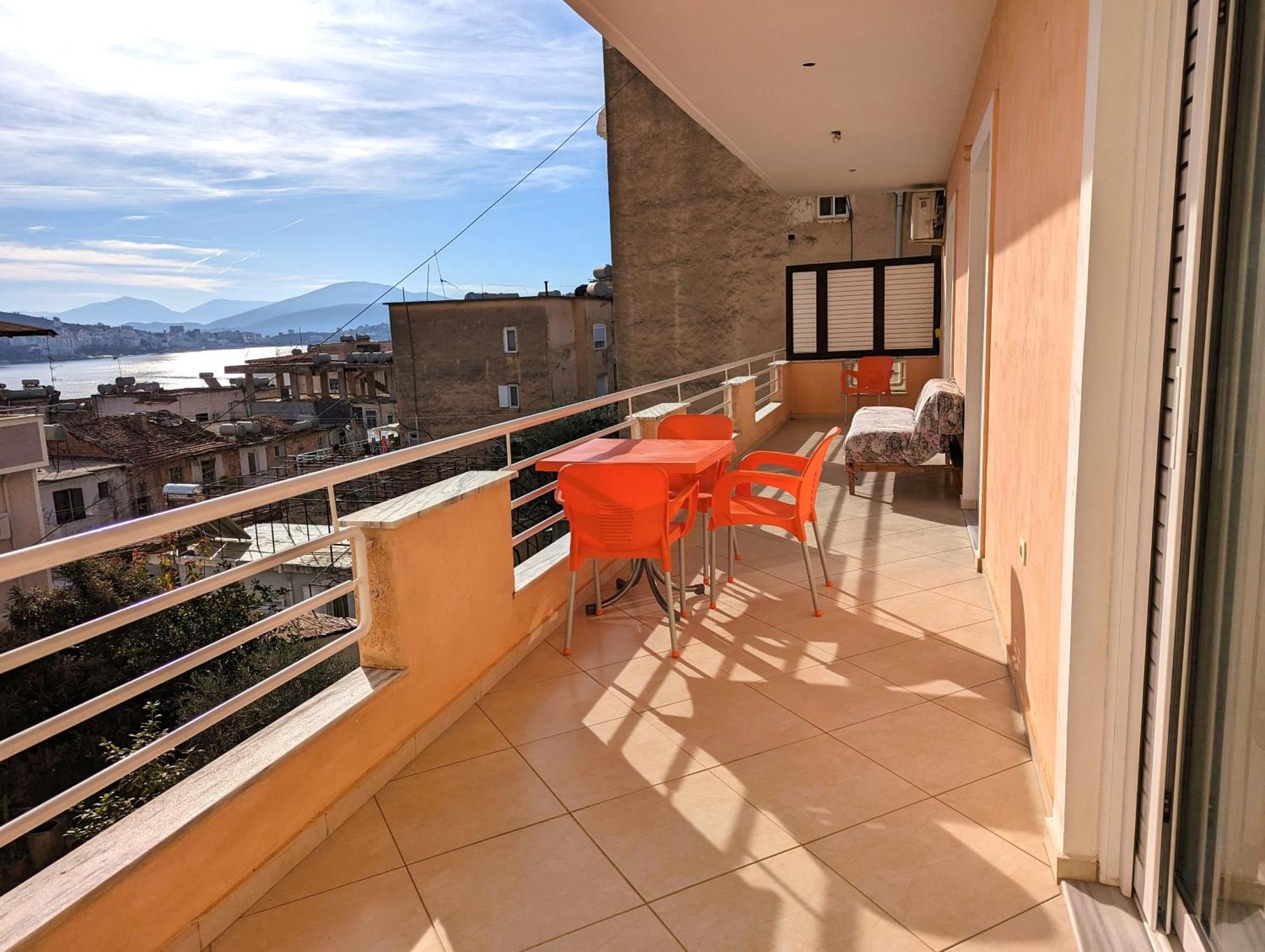 Sarah'S Apartments - 5 Min Walk To Beaches & Boulevard - Big Balcony! Sarandë 외부 사진