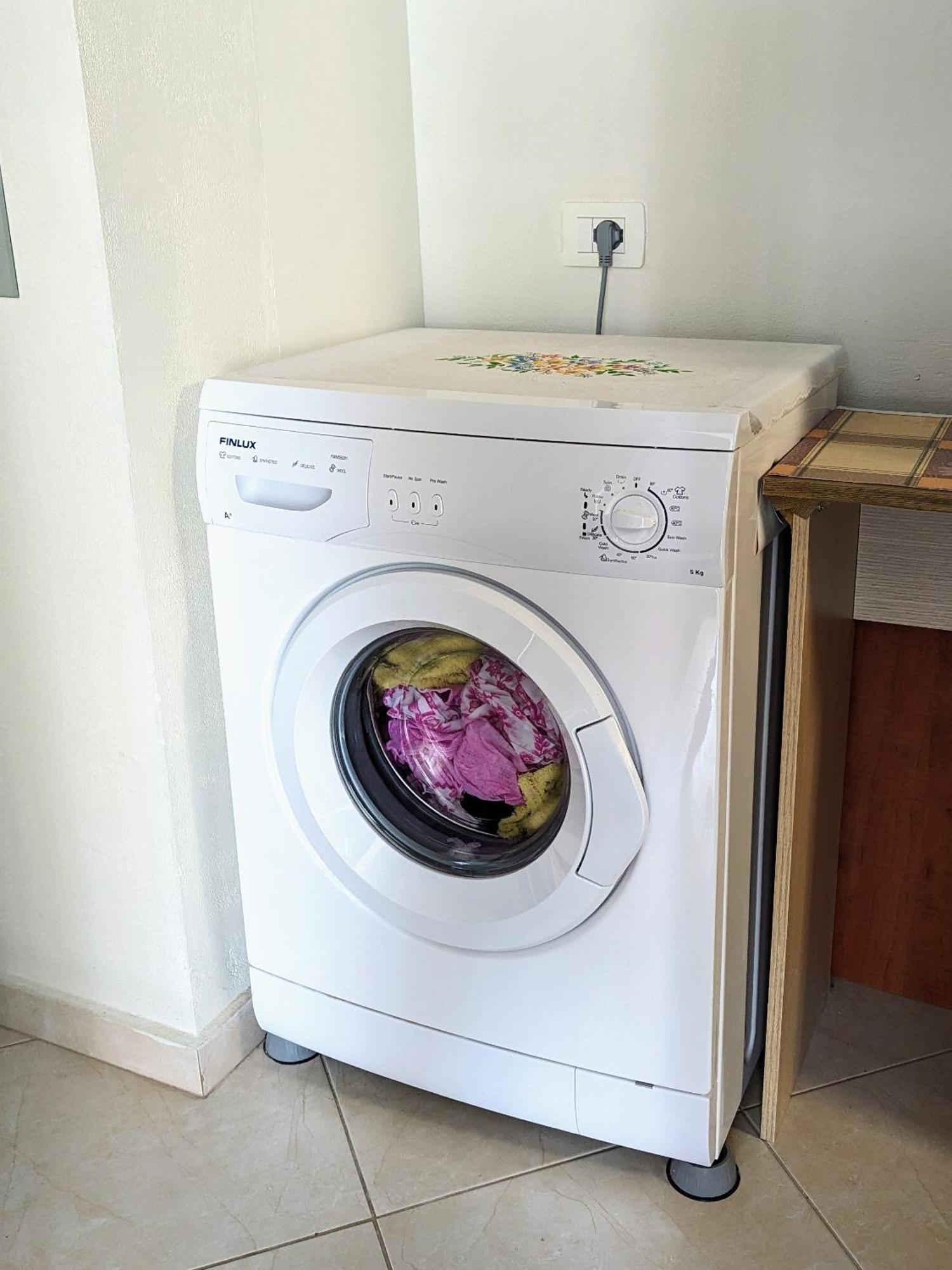 Sarah'S Apartments - 5 Min Walk To Beaches & Boulevard - Big Balcony! Sarandë 외부 사진