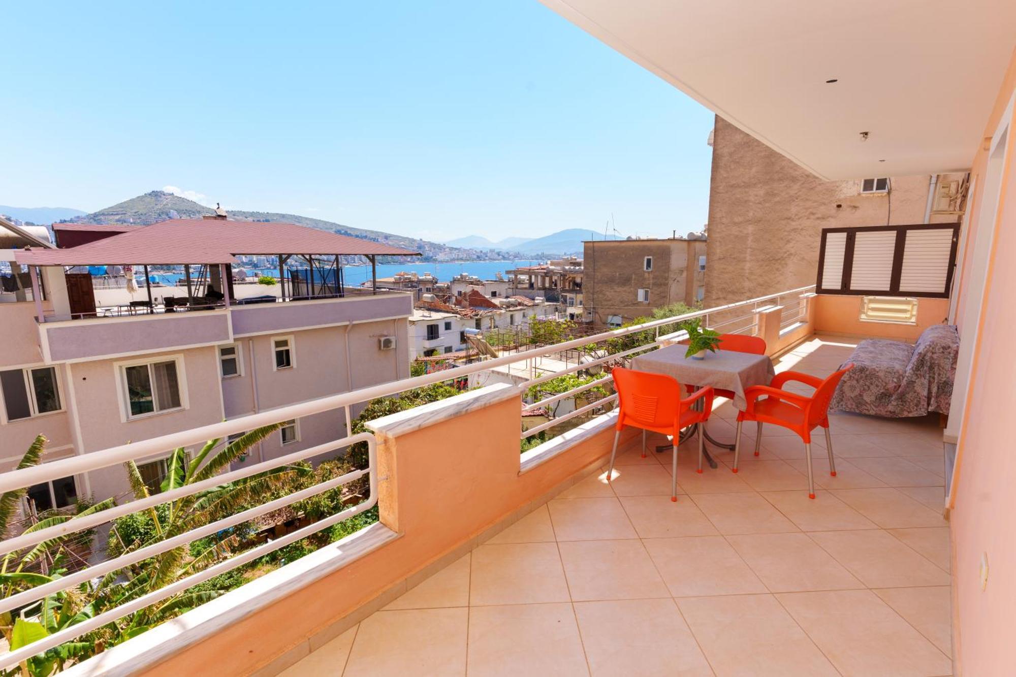 Sarah'S Apartments - 5 Min Walk To Beaches & Boulevard - Big Balcony! Sarandë 외부 사진